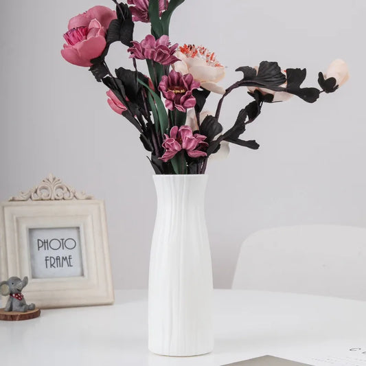 Nordic Minimalist Plastic Flower Vase